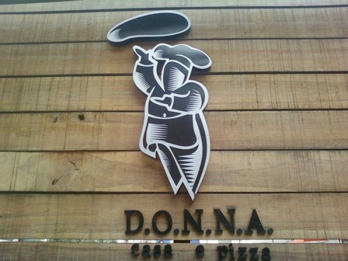 DONNA Casa De Pizza